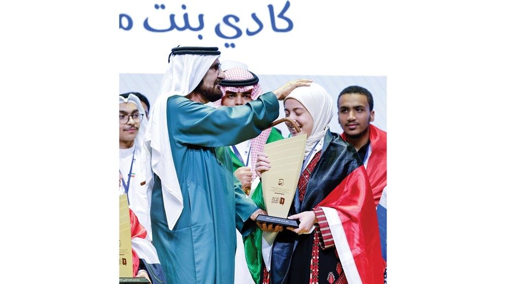 محمد بن راشد: سعيد بشغف هذا الجيل العربي بالمعرفة والقراءة