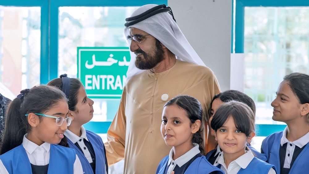 محمد بن راشد: من المدرسة تبدأ مسيرة التطوير.. وبالعلم نصنع أجيالاً تتحدى المستحيل