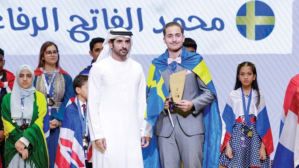 محمد بن راشد: سعيد بشغف هذا الجيل العربي بالمعرفة والقراءة