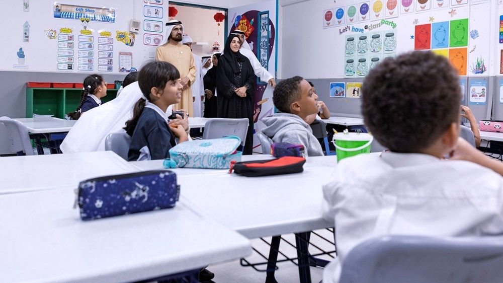 محمد بن راشد: من المدرسة تبدأ مسيرة التطوير.. وبالعلم نصنع أجيالاً تتحدى المستحيل