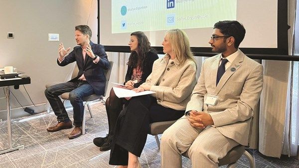 «تريندز» يناقش السياسة الخارجية الأميركية في عصر متعدد الأقطاب