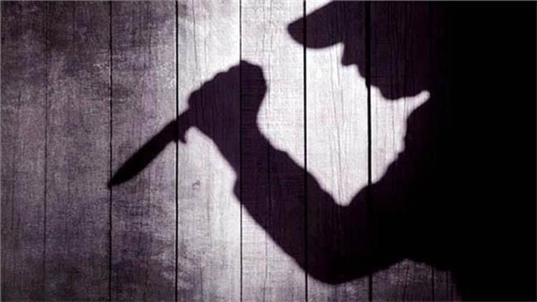 غموض جريمة قتل في عمان.. روسي يطعن زوجته حتى الموت ويسلم نفسه