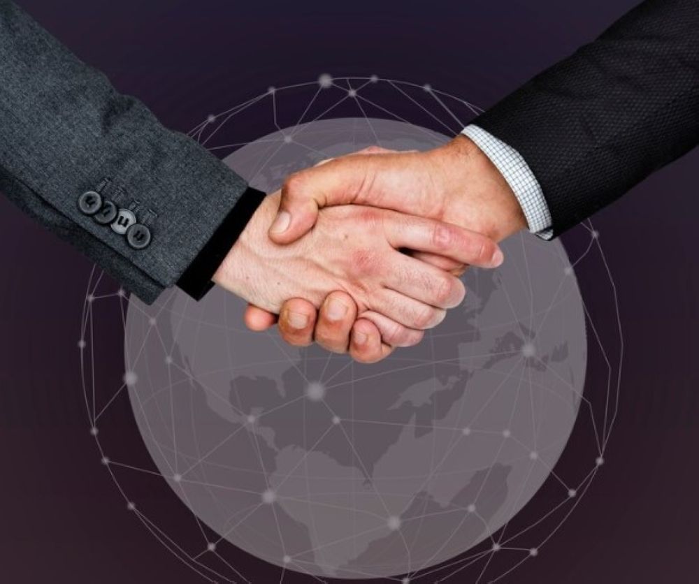 سفير المملكة يبحث سبل تعزيز العلاقات مع رئيس مجلس الشعب الصومالي