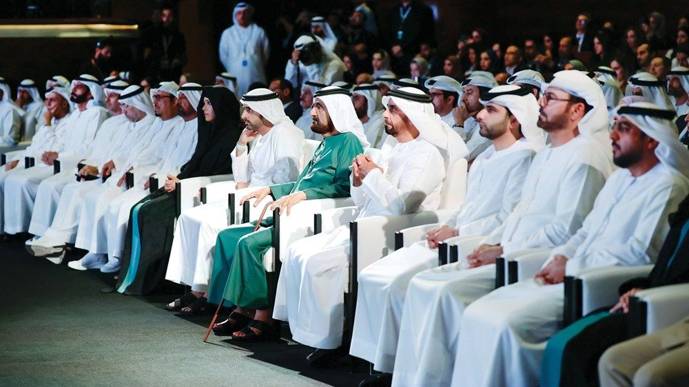 محمد بن راشد: سعيد بشغف هذا الجيل العربي بالمعرفة والقراءة