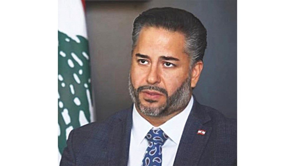 وزير الاقتصاد في لبنان لـ«الاتحاد»: نشكر الإمارات على جهودها لإغاثة الشعب اللبناني