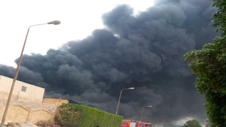 حريق داخل مصنع حلوى بكرداسة