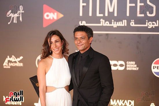 إطلالات نجمات الفن على السجادة الحمراء فى افتتاح مهرجان الجونة السينمائى.. صور