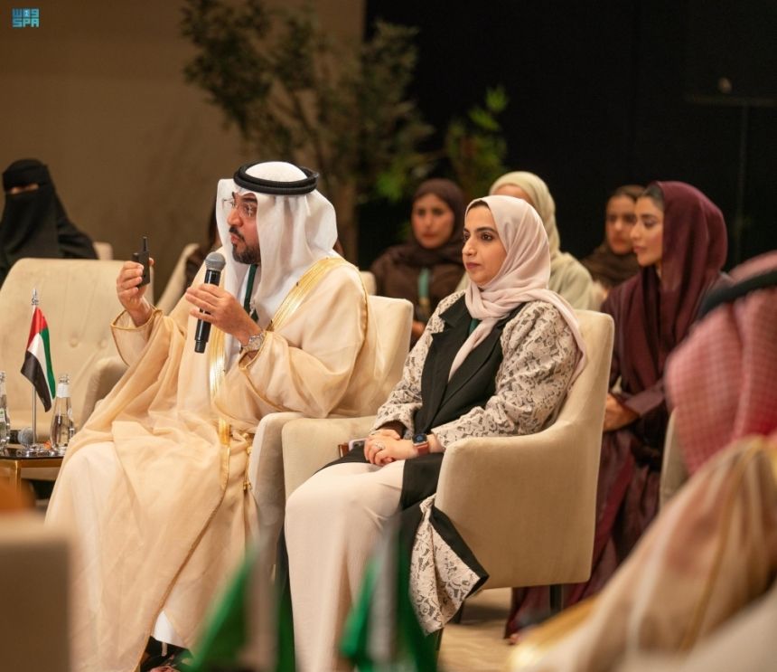 وزير الإعلام بـ"الاتصال الخليجي": نتطلع إلى عام مليء بالتحولات الإيجابية