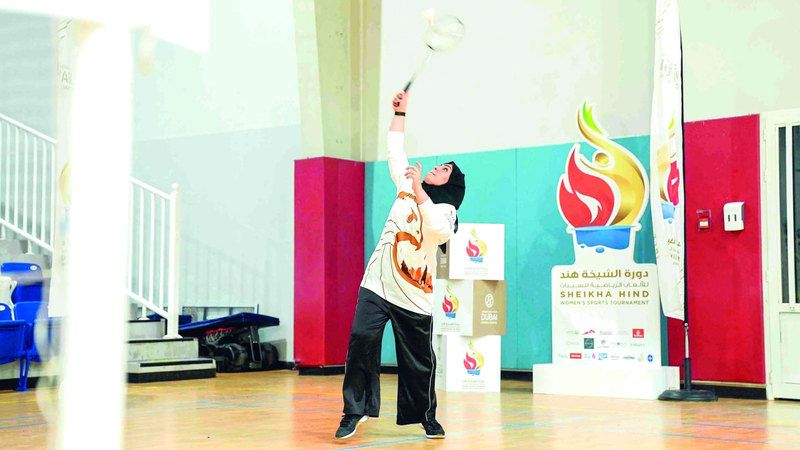 الامارات | «شرطة دبي» و«السوق الحرة» يتوجان بلقب الريشة الطائرة