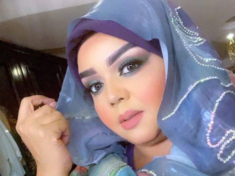 شاهد بالفيديو.. الفنانة ندى القلعة: (الرجال لمن يلاقوني براهم بستقبلوني أحسن استقبال وأجمل سلام ولمن نسوانهم يكونوا معاهم بتغابوا فيني العرفة)