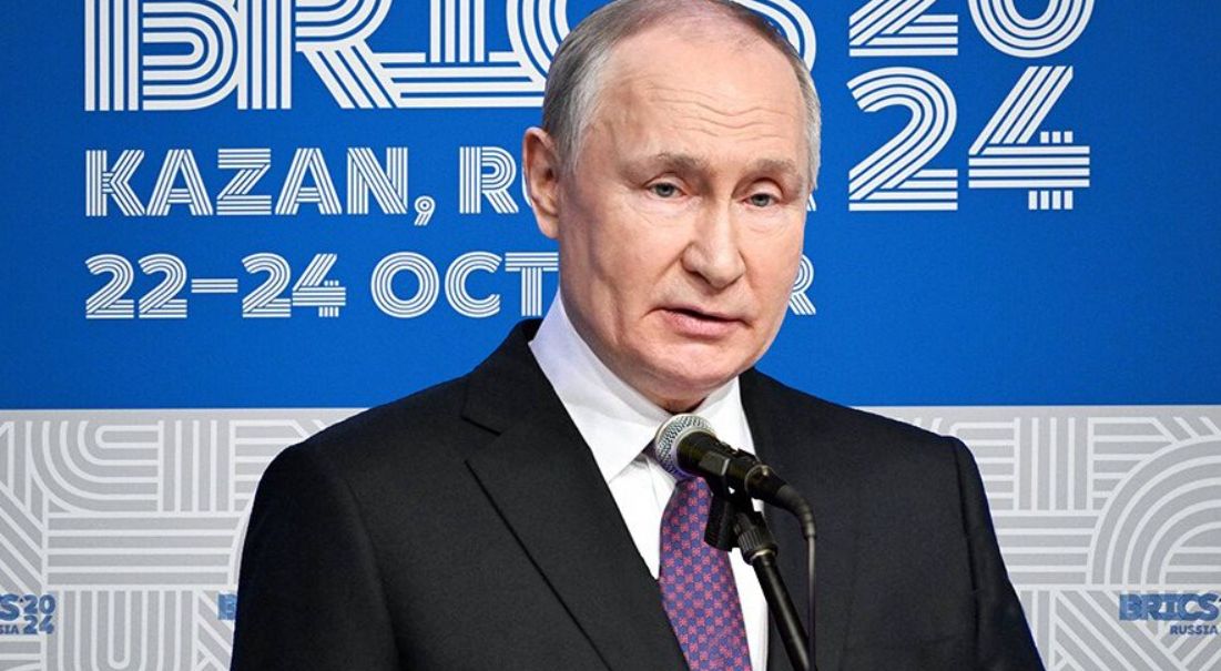 البيتكوين مقابل الدولار: هل ستتبنى مجموعة بريكس نظام الدفع البديل الذي اقترحه الرئيس “بوتين”؟