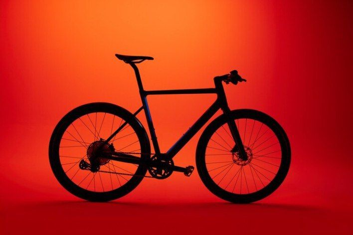 تكنولوجيا: إصدار دراجة الإندورفين الكهربائية بوزن 12 كجم وتصميم خفي