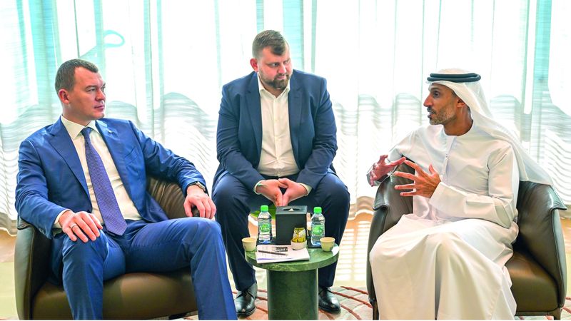 الامارات | خلفان بلهول يستعرض مع وزير الرياضة الروسي تطوّر القطاع الرياضي في دبي