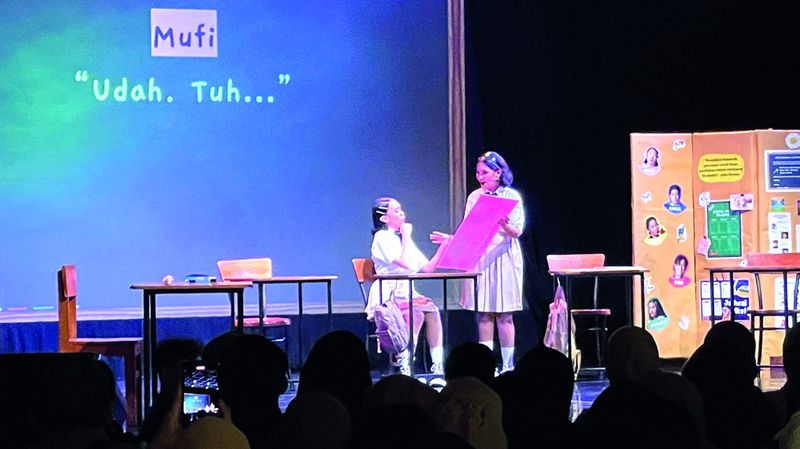 الامارات | «أغاني الصمت» أول مسرحية موسيقية للصم في إندونيسيا