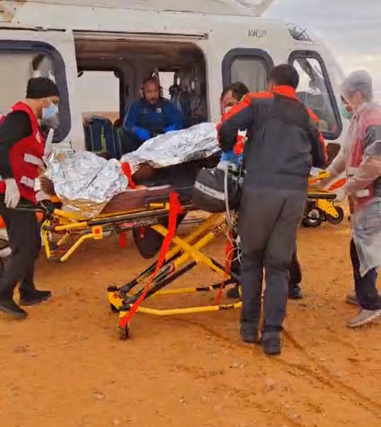 السعودية | إنقاذ جوي لمقيم أصيب بصحراء القصيم