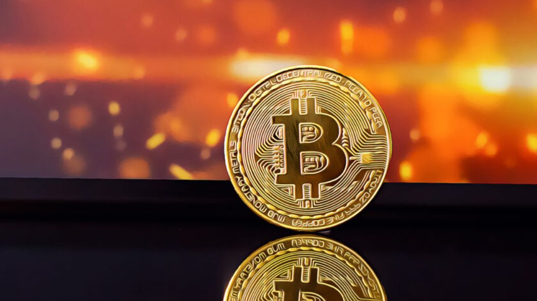 سعر البيتكوين يستعيد مستوى 68 ألف دولار وتألق واضح لعملتي DOGE وAVAX