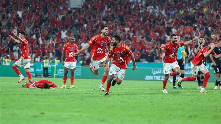 لحظة بلحظة.. الأهلي و العين .. تعرف على التشكيل