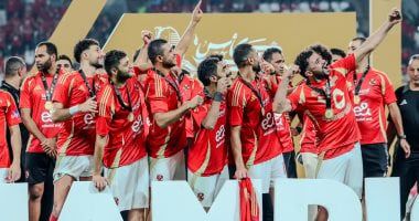بطل تجميد النشاط الكروى فى تركيا يدير مباراة الأهلى والعين الليلة