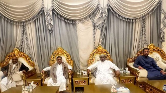 الرئيس الزُبيدي يلتقي رجل الأعمال الشيخ أحمد العيسي