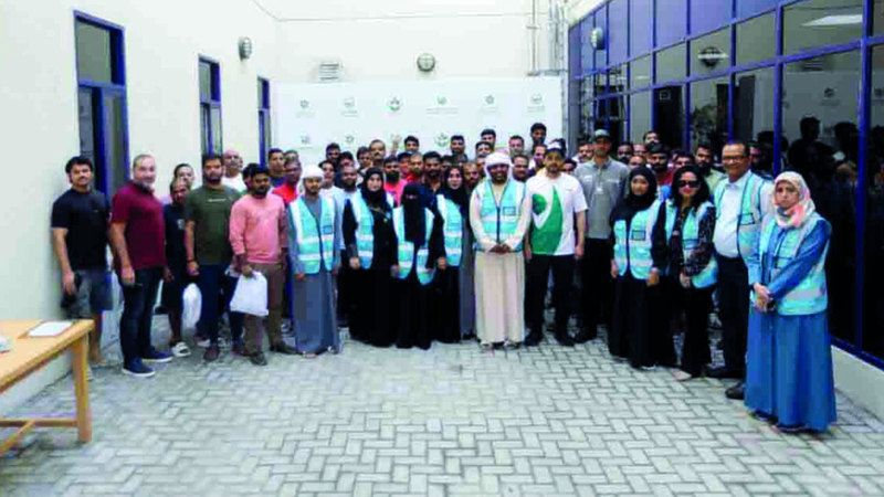 الامارات | شرطة دبي تنظم فعالية  توعوية للعمال