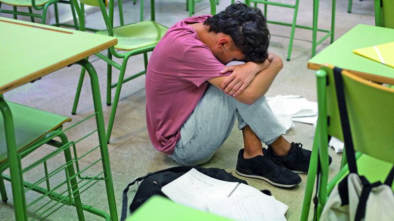 الامارات | شرطة دبي تحتوي الطلبة الجانحين بـ «نسيج»