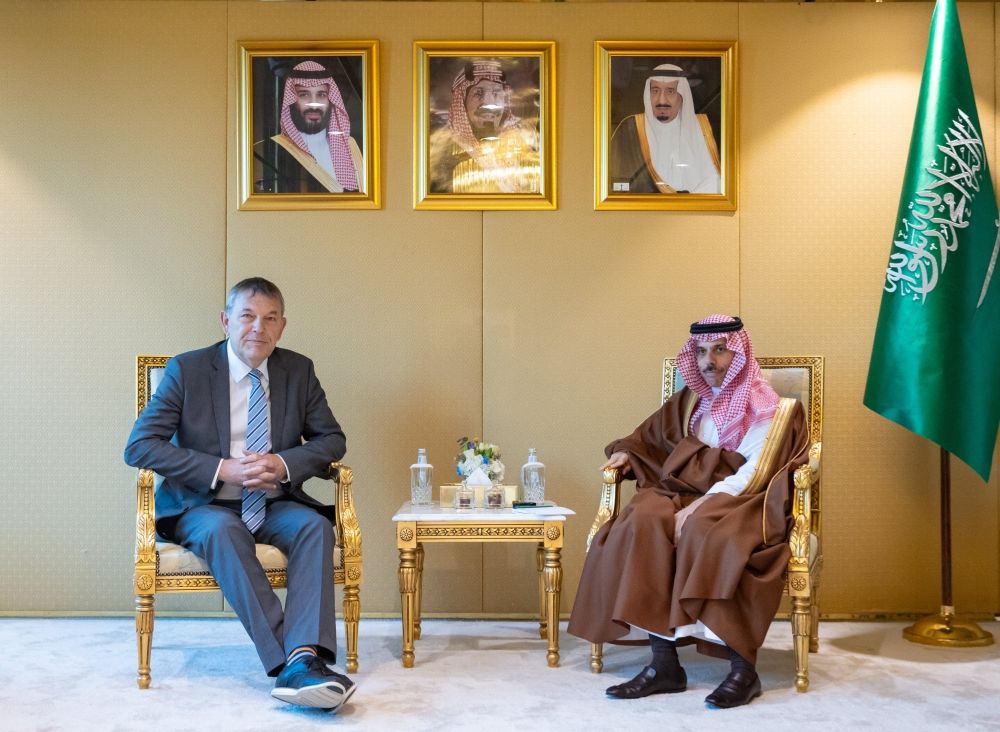 وزير الخارجية يبحث المستجدات في غزة مع مفوض "الأونروا"