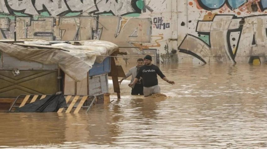 ارتفاع حصيلة وفيات فيضانات إعصار “دانا” في إسبانيا إلى 155 شخصًا