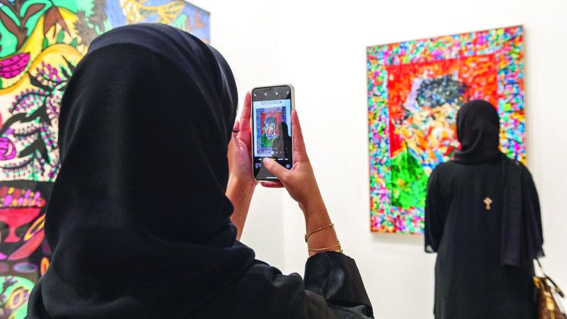 الامارات | «فن أبوظبي» رحلة إبداع بمشاركة 103 صالات عرض محلية وعالمية