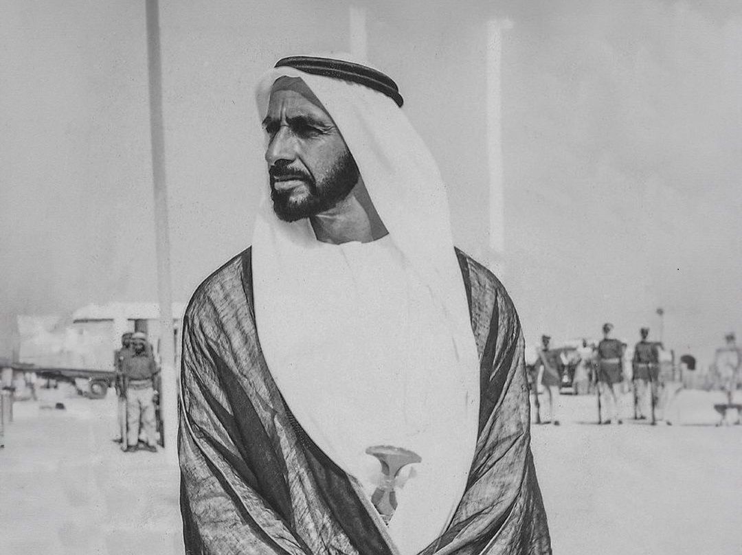 الامارات | مكتوم بن محمد: من الشيخ زايد انطلقت المسيرة وبرؤيته أزهرت وأثمرت وعلى نهجه نستمر