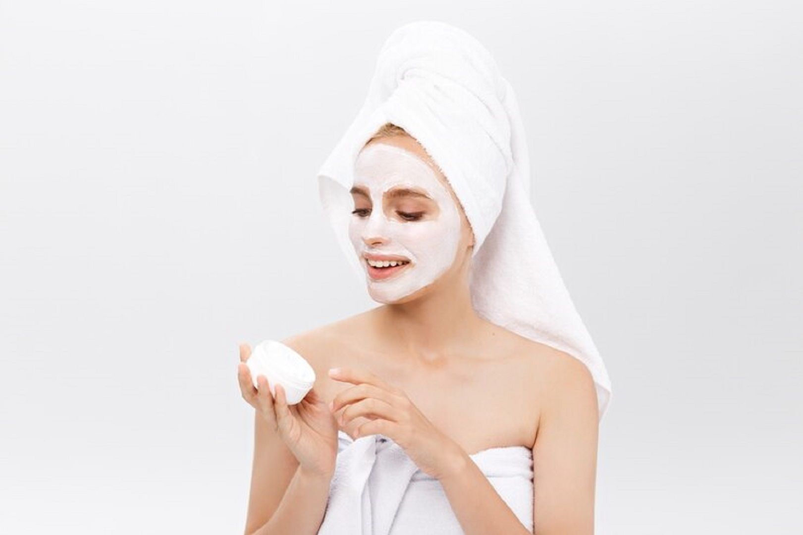 طرق فعالة لعلاج جفاف البشرة.. تعرفي إليها وحافظي على نعومة وجهك