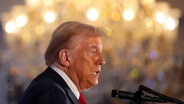 رغم ثقة فريقه بالفوز بالانتخابات.. ترامب قلق ويجري الكثير من الاتصالات