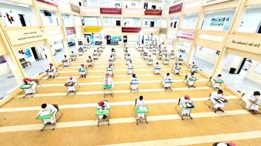 التعليم: رفع نتائج اختبارات الفصل الأول على نظام نور يوميًا