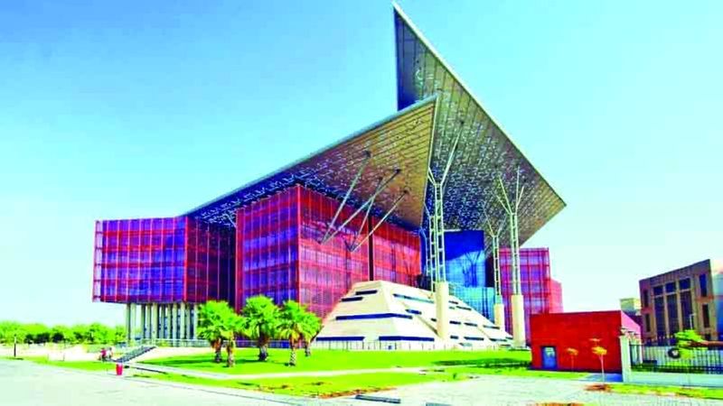 الامارات | 31 ألف درهم تعويضاً لشاب تعرضت سيارته لأضرار خلال «الحالة الجوية»