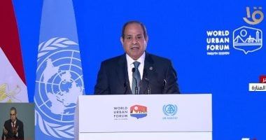 الرئيس السيسي: مصر أنشأت جيلا جديدا من المدن يتبنى معايير الاستدامة والذكاء الرقمى