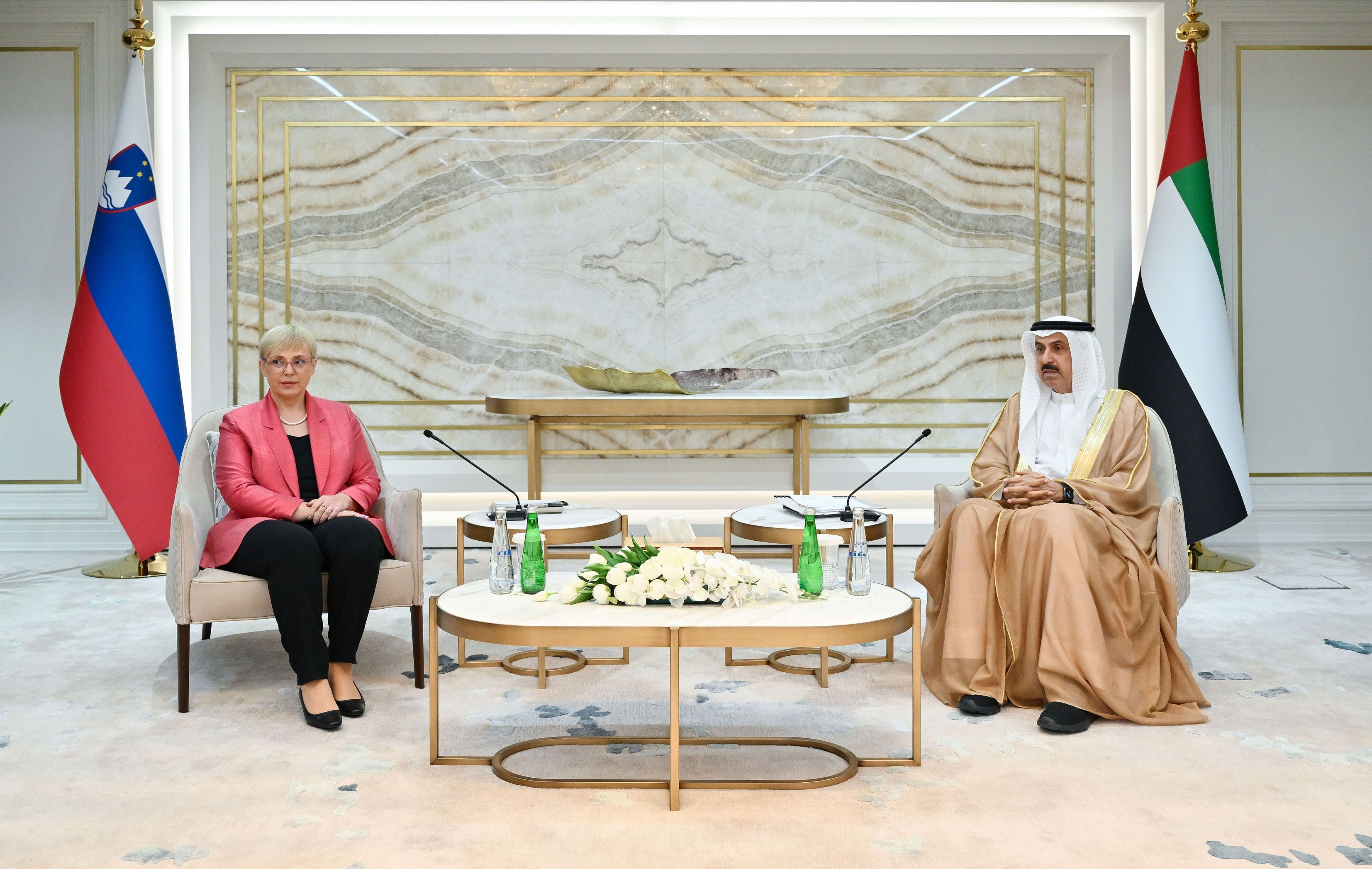 الامارات | صقر غباش يستقبل رئيسة جمهورية سلوفينيا