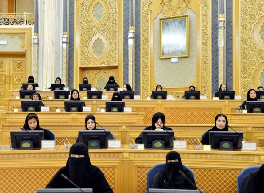 مجلس الشورى.. مطالب بدراسة تخفيض أسعار المنتجات السكنية