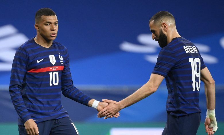 الامارات | كريم بنزيمة ينتقد أداء مبابي مع ريال مدريد.. لا يستطيع إزاحة فينيسيوس