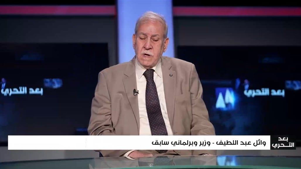 وزير سابق يكشف تفاصيل "مثيرة" تخص التسريبات.. ما قصة الذباب الالكتروني