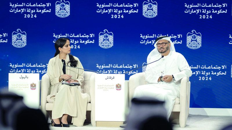 الامارات | أنور قرقاش: الإمارات حريصة على استمرار تنميتها توازياً مع استقرار المنطقة