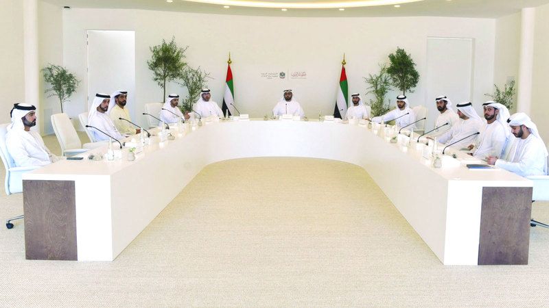 الامارات | راشد بن سعود المعلا يعلن إنشاء المدينة اللوجستية ومطار أم القيوين للشحن