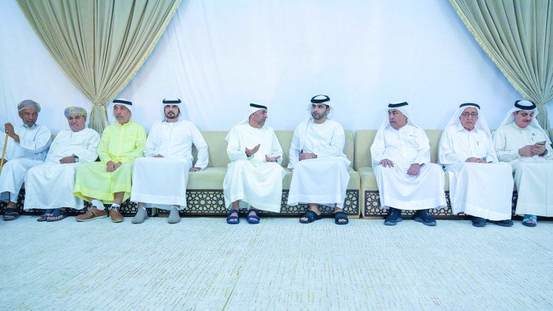 الامارات | منصور بن محمد يقدّم واجب العزاء  في وفاة عبدالرحيم أبوالشوارب