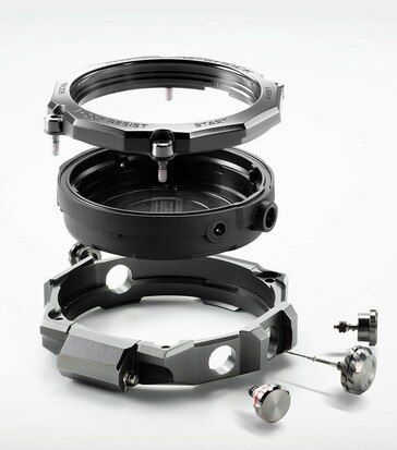 تكنولوجيا: كاسيو تطلق G-SHOCK MTG-B2000YST-1AER “Storm Chaser” بإطار قوس قزح وكربون متعدد الطبقات