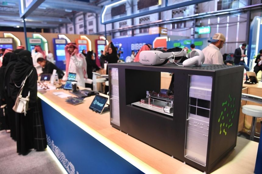 صور| منطقة المنتجات الابتكارية نافذة المستقبل في "بيبان 24"