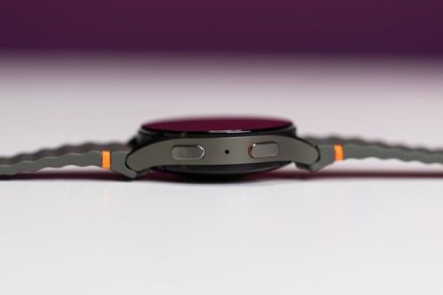 تكنولوجيا: مستخدمي Galaxy Watch 7 يواجهون اهتزازات عشوائية بدون تنبيهات