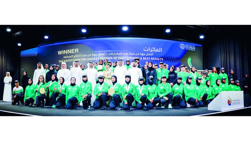 الامارات | منصور بن محمد يتوّج الفائزات في «دورة الشيخة هند للألعاب الرياضية»