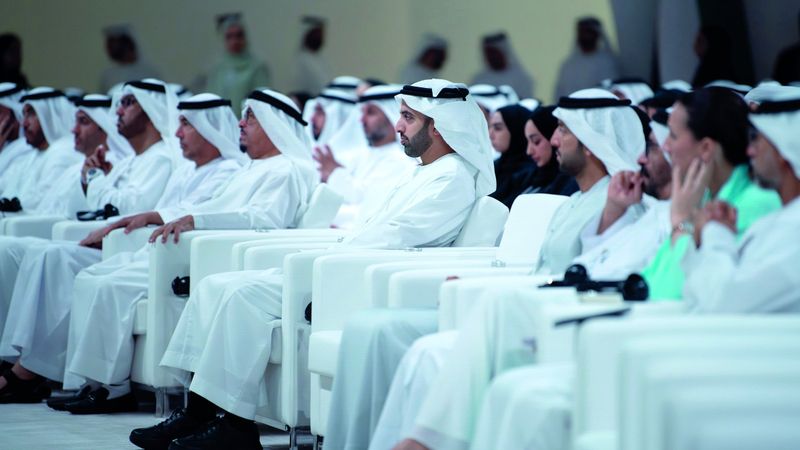 الامارات | عمر سلطان العلماء: الإمارات تنافس أقوى دول العالم في إنتاج الذكاء الاصطناعي