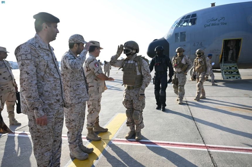 القوات المسلحة تشارك في تمرين "السهم الثاقب 2024" في مصر