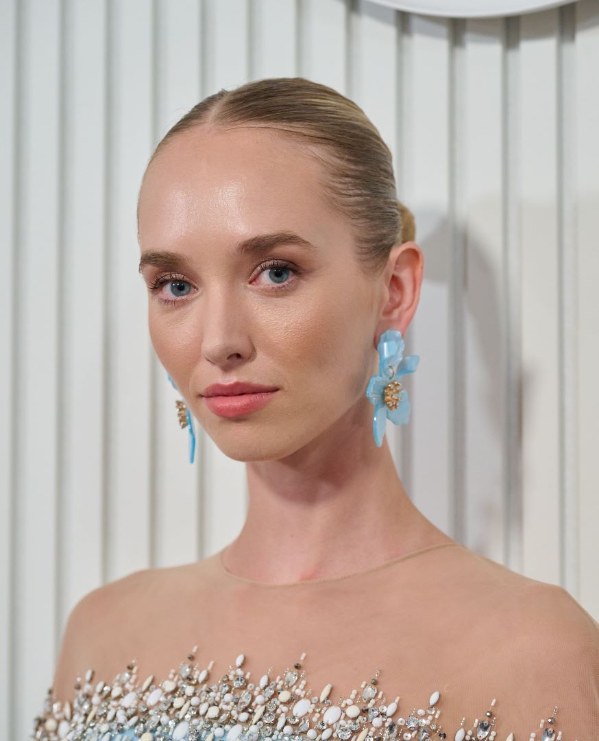 أفكار جمالية عصرية جذابة للمرأة الثلاثينية من وحي عروض الأزياء