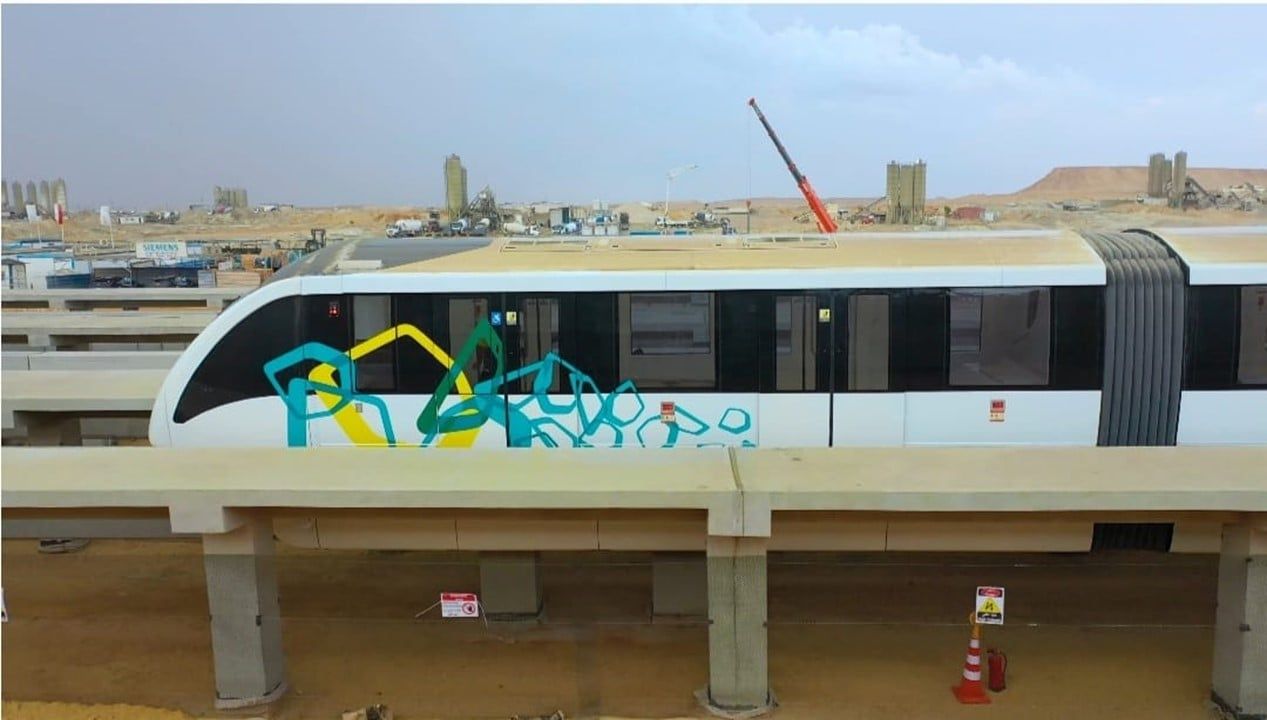 مشروعات النقل تدعم التنمية وتربط المجتمعات وتخفف الازدحام.. صور