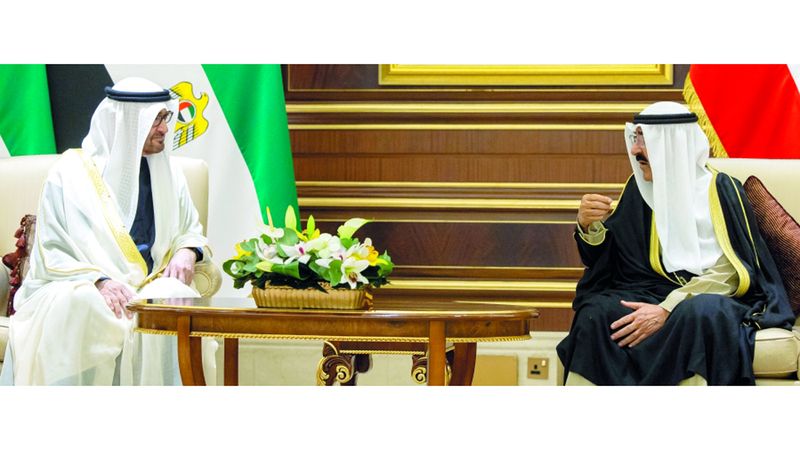 الامارات | رئيس الدولة: العلاقات الإماراتية الكويتية أخوية راسخة